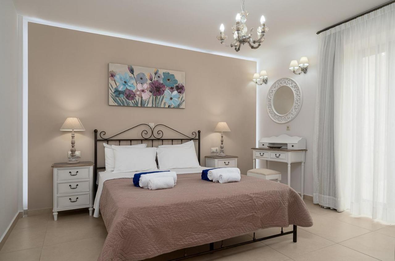 Orelia Cretan Deluxe Apartments カミラリ エクステリア 写真
