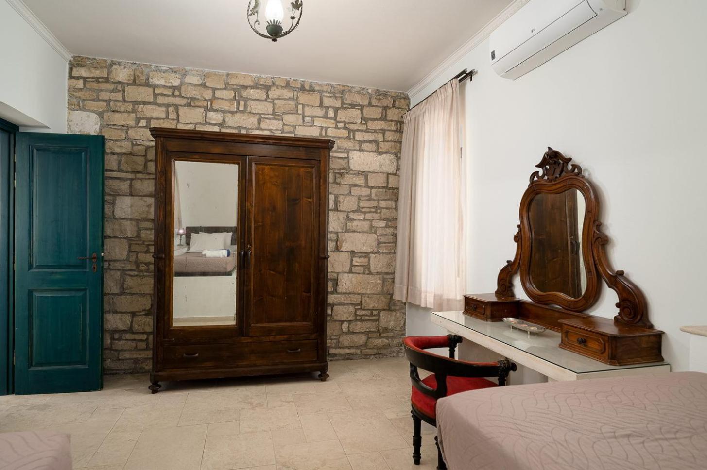 Orelia Cretan Deluxe Apartments カミラリ エクステリア 写真