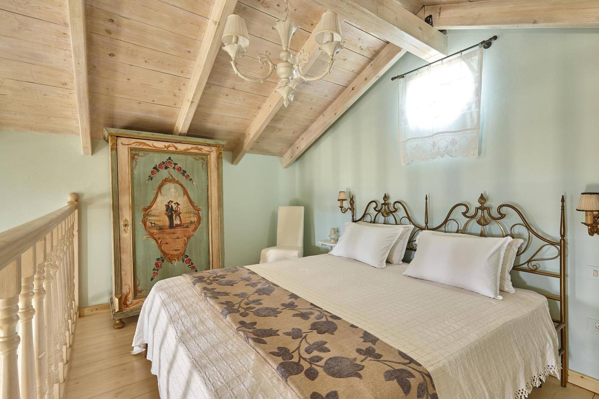 Orelia Cretan Deluxe Apartments カミラリ エクステリア 写真