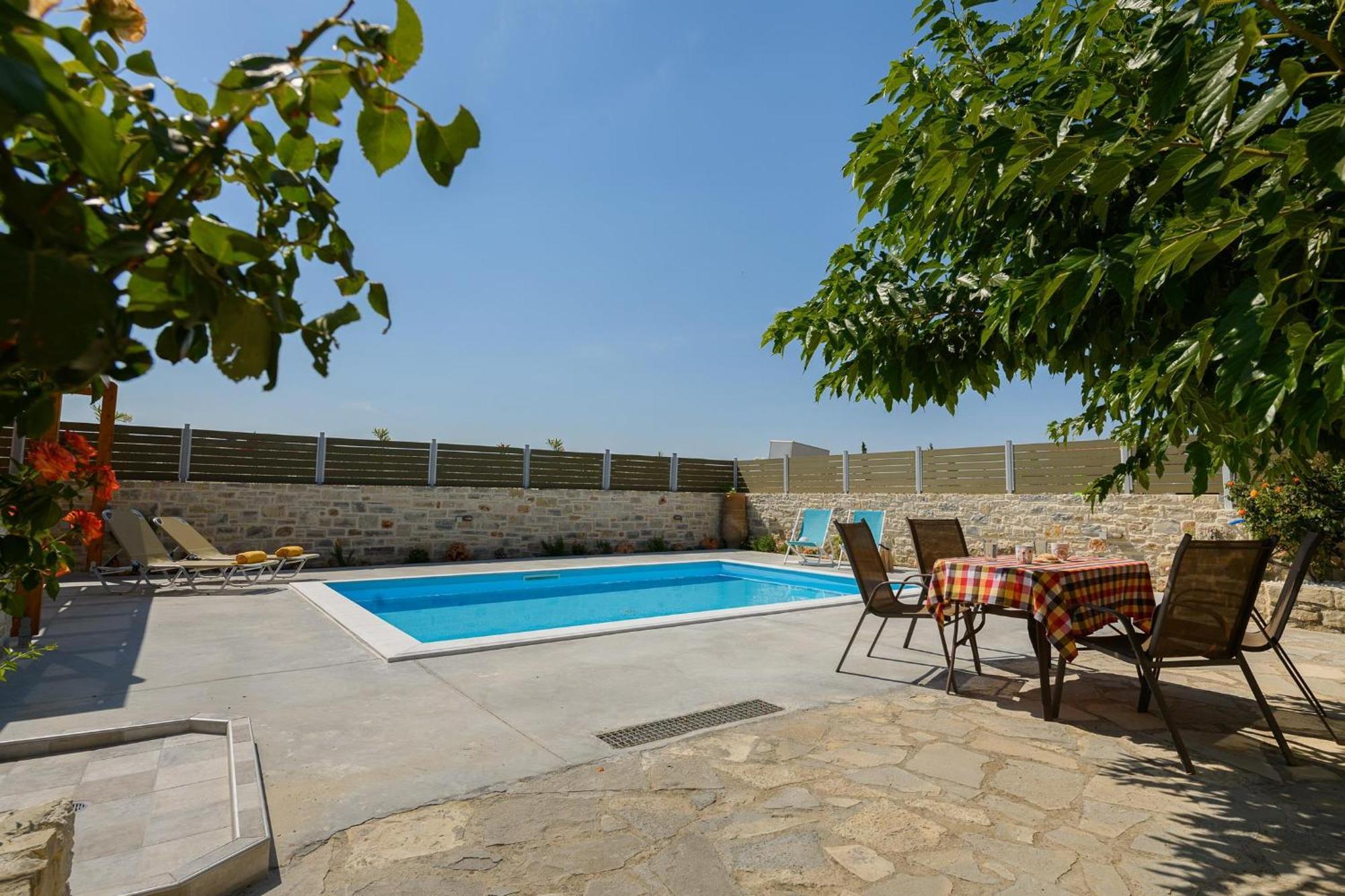 Orelia Cretan Deluxe Apartments カミラリ エクステリア 写真
