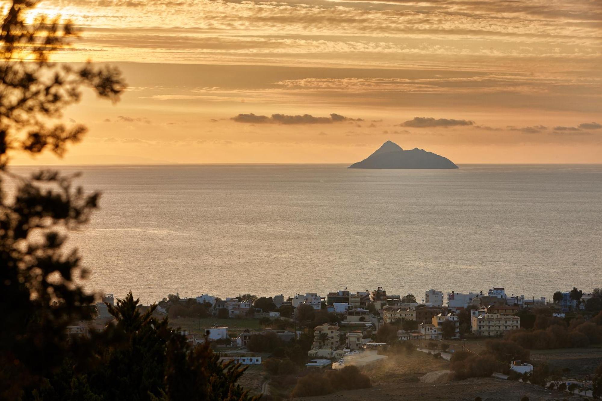 Orelia Cretan Deluxe Apartments カミラリ エクステリア 写真